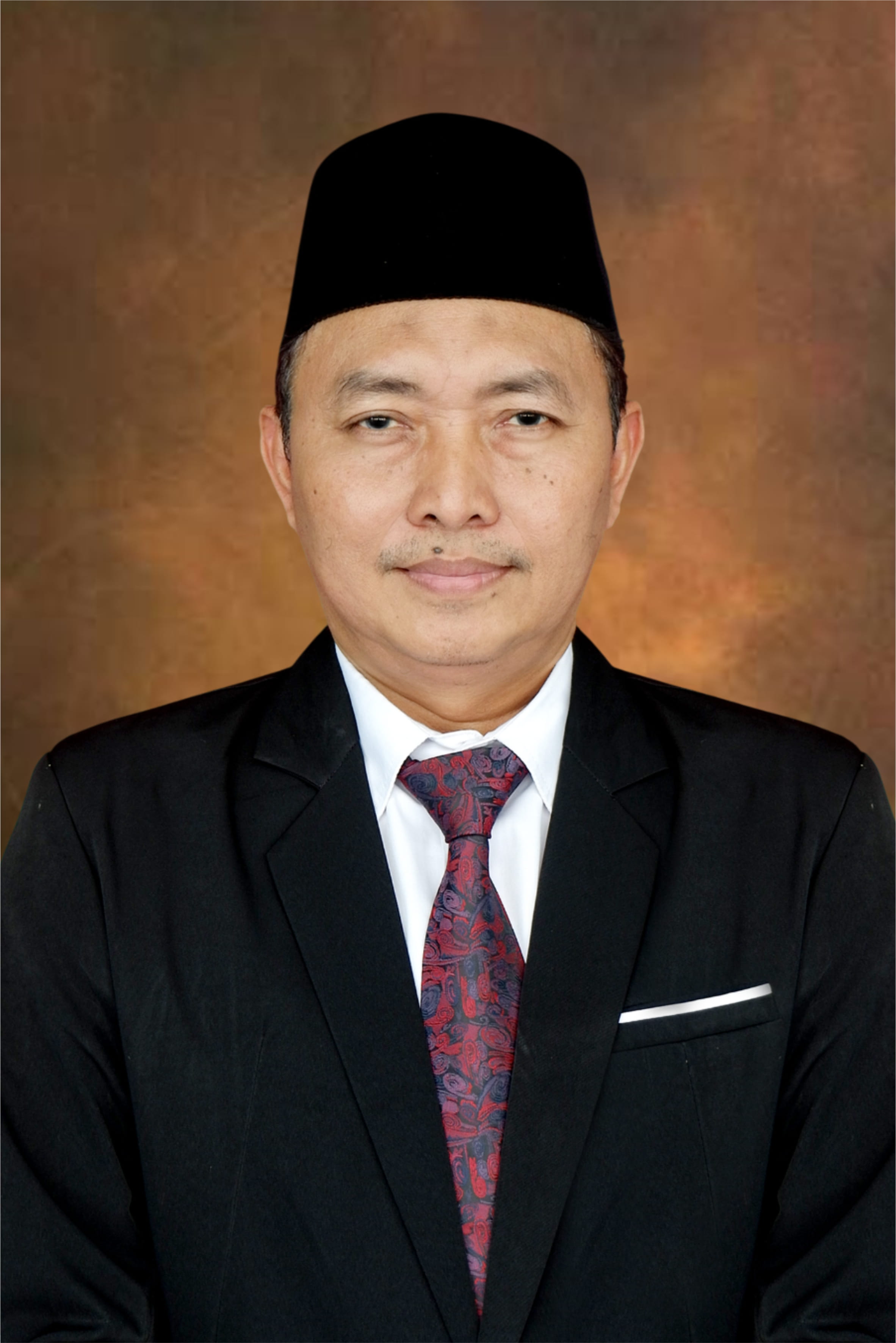 Ah. Hudlroh, S.Ag., S.Pd.